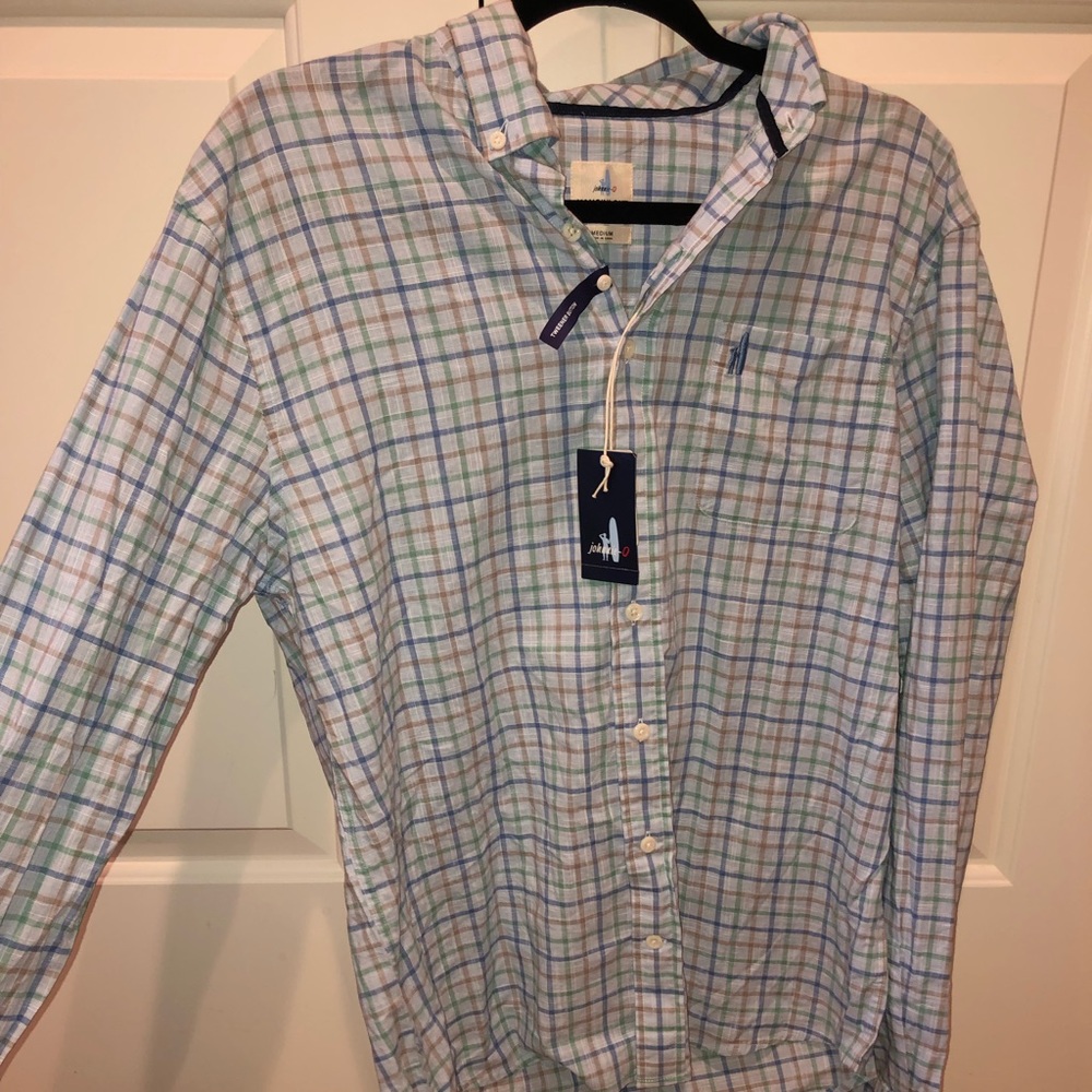 Brand New Johnnie O striped button down shirt